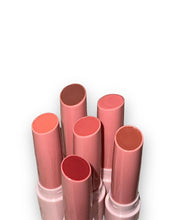 Lade das Bild in den Galerie-Viewer, TINTED LIP BALM
